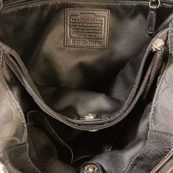 Coach Shoulder Bag - Picture 8 of 14